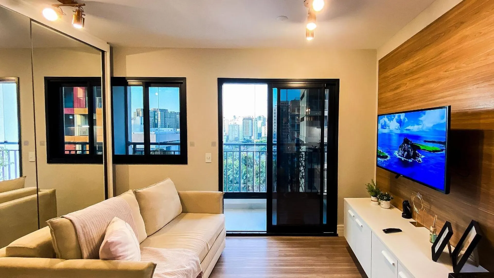 Apartment Vip Studio Moderno Em Moema | Proximo Ao Metro E Shopping Ibirapuera Sao Paulo